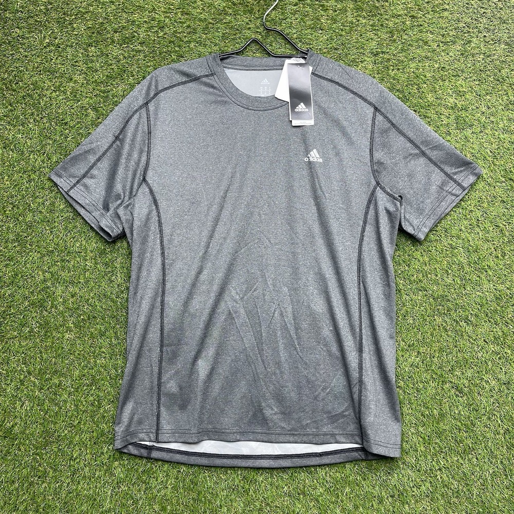 Adidas Tech Sport Shirt Mens Medium Standard Relaxed Fit Crewneck Lightweight